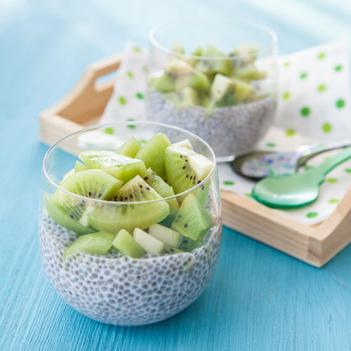 Chia seed pudding with kiwi fruit